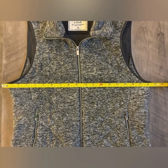 Abercrombie & Fitch Vest - Picture 6 of 7